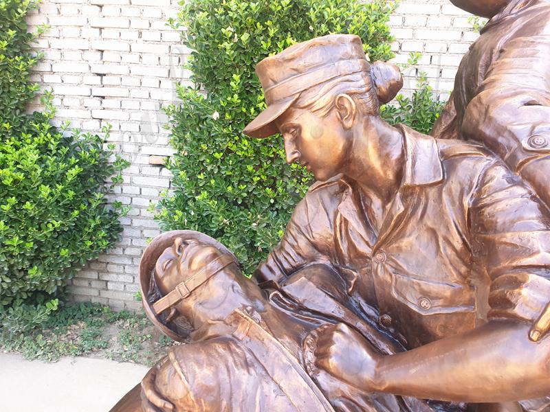 soldier memorial statue