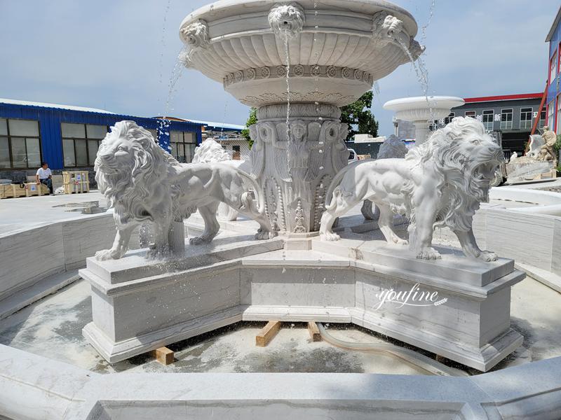 walking lion statues