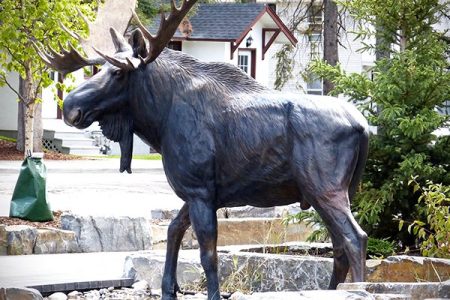 Large Bronze Bull Moose Sculpture Wildlife Monumental Statue Supplier