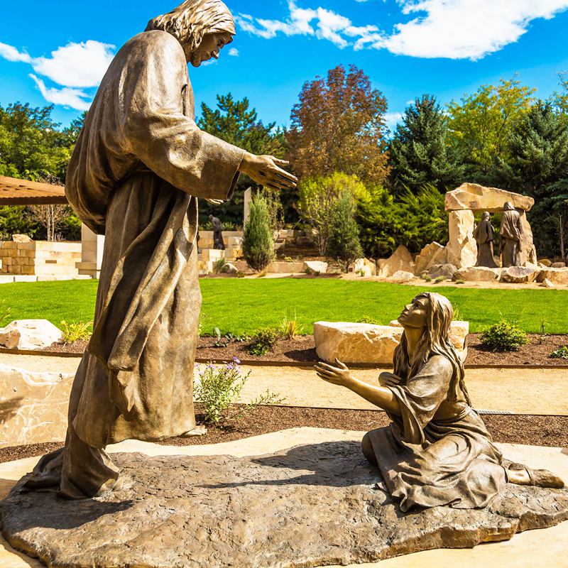 Light of the World Garden Jesus Statue: Famous Bronze Religious Sculptures