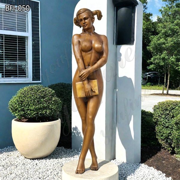 Bronze famous female sculpture