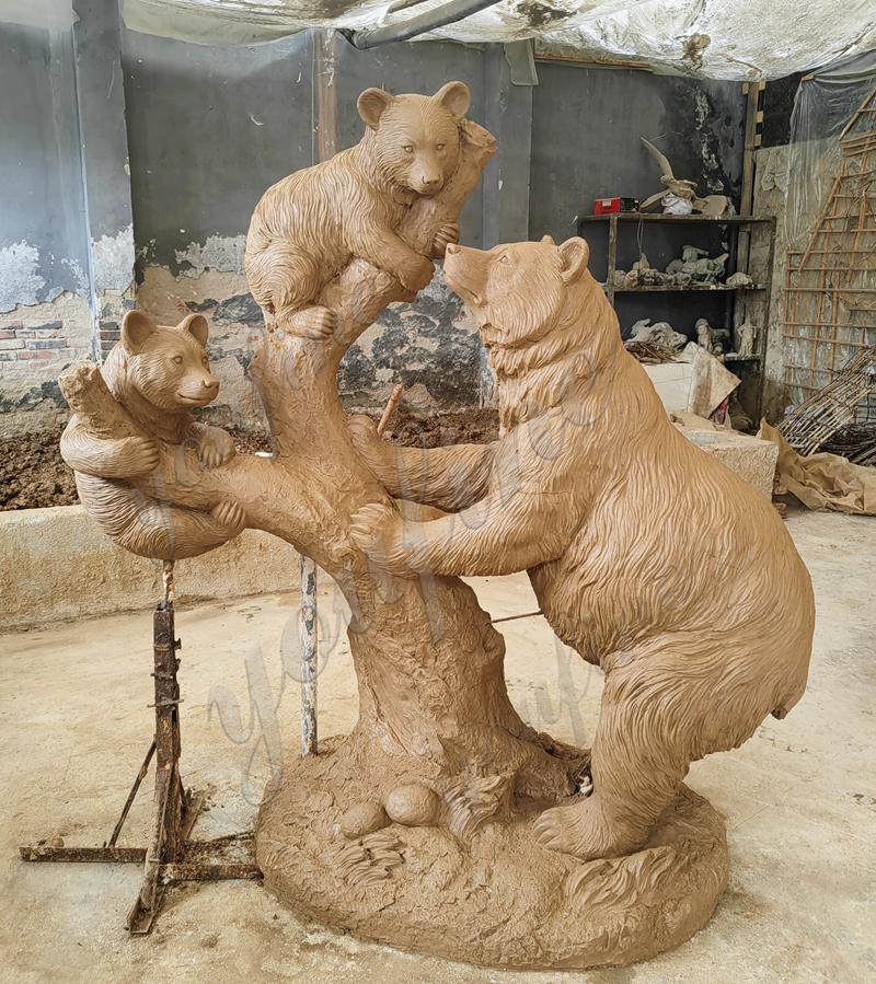bear statue clay model