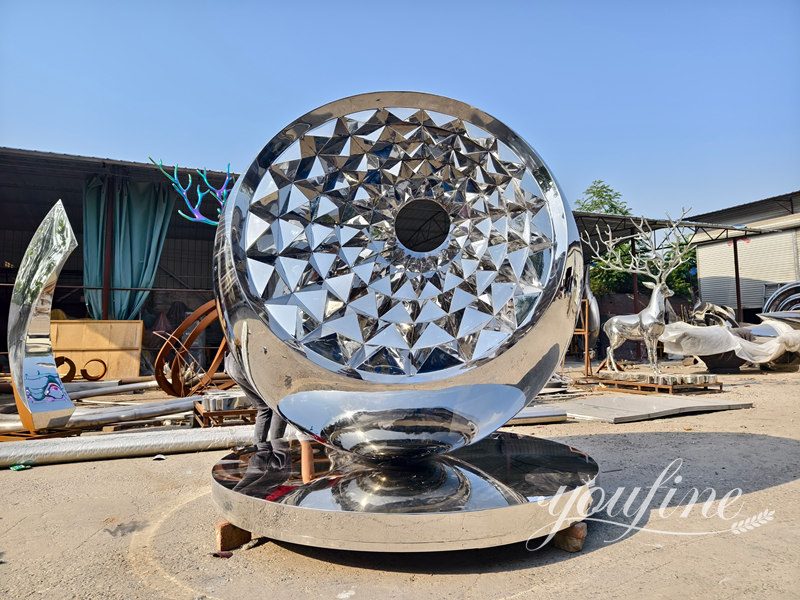 mirror polished stainless steel sculpture