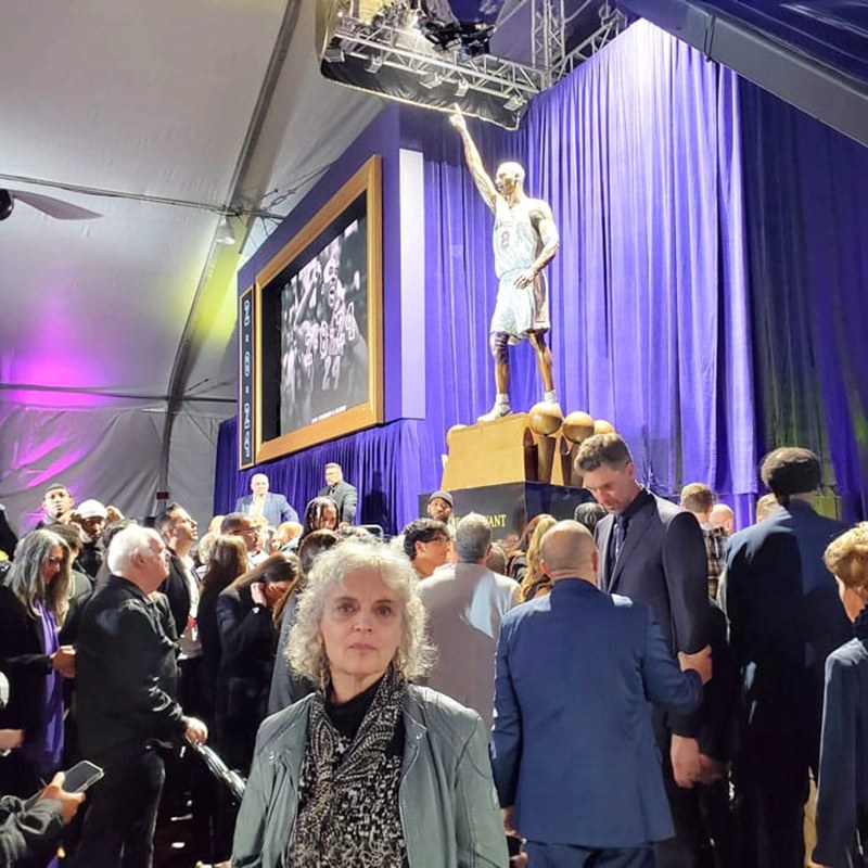Famous kobe bryant statue