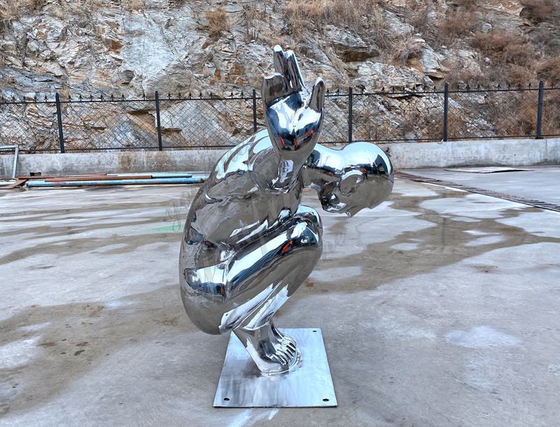 diver sculpture