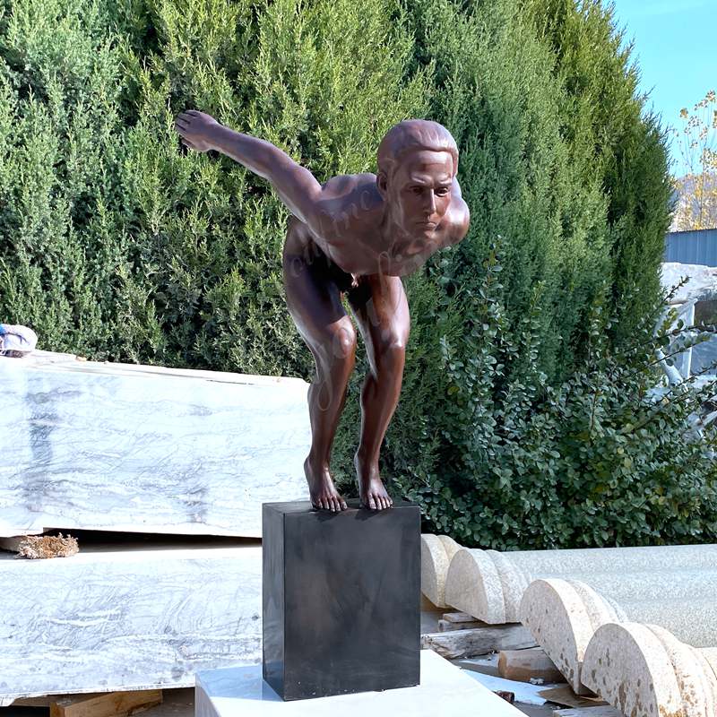 diver statue