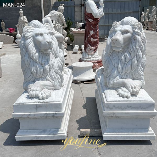 Life-Size-Stone-Lions-in-Front-of-House-for-Sale-2