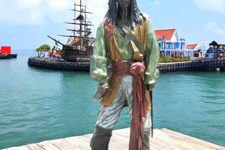 Custom Life Size Bronze Pirate Statue