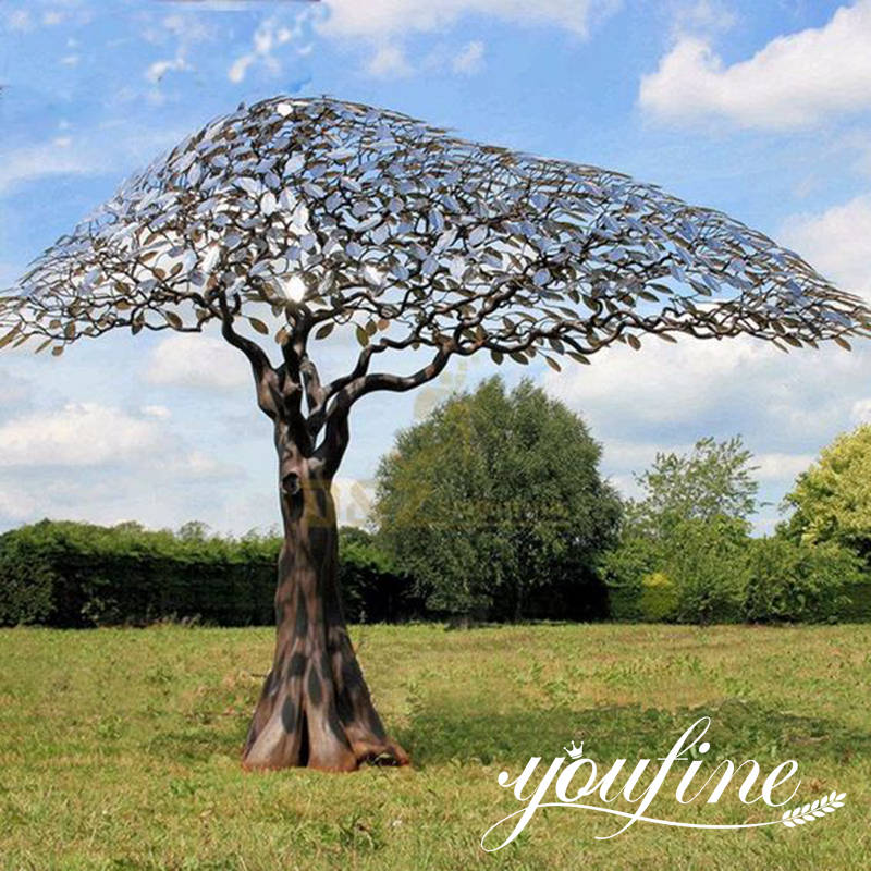 outdoor lifelike stainless steel sculptures