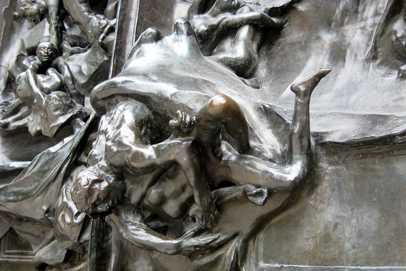 Paolo and Francesca statue