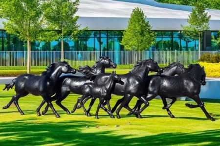 Group Bronze Statue Wild Stampeding Horses BAN-220