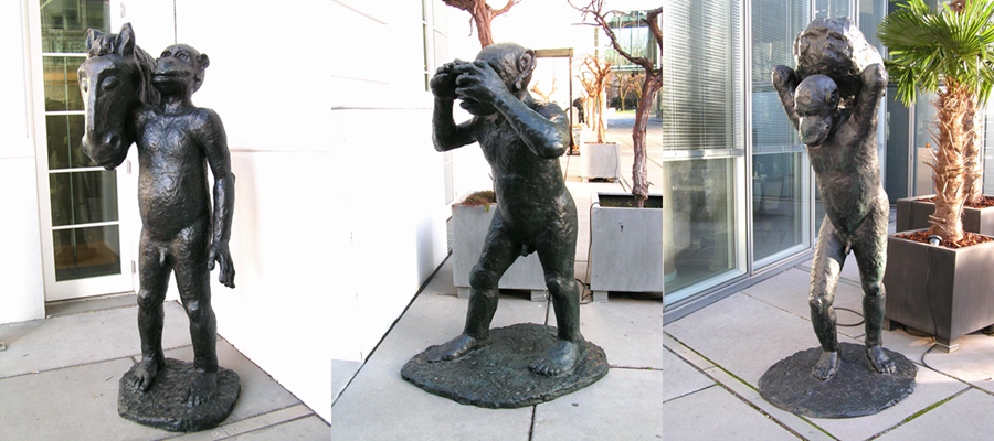 Chimpanzees statue