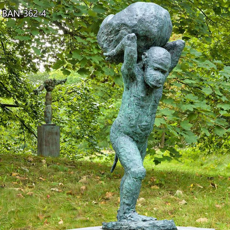 Chimps statue