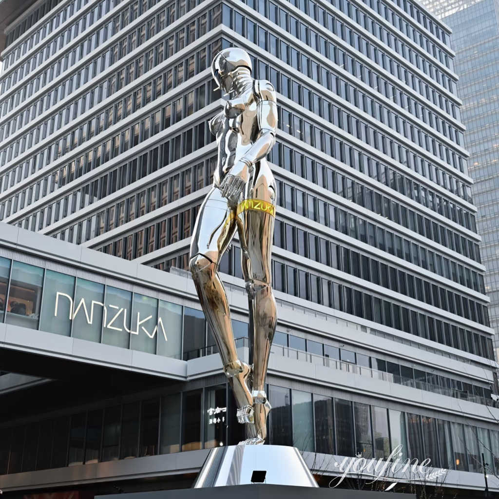 large metal robot sculpture