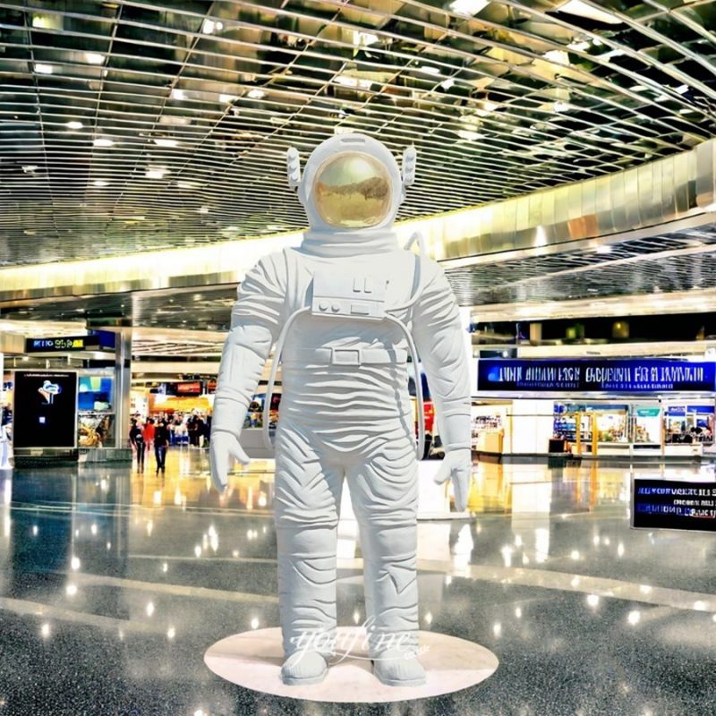 Life Size White Bronze Astronaut Statue BFI-160