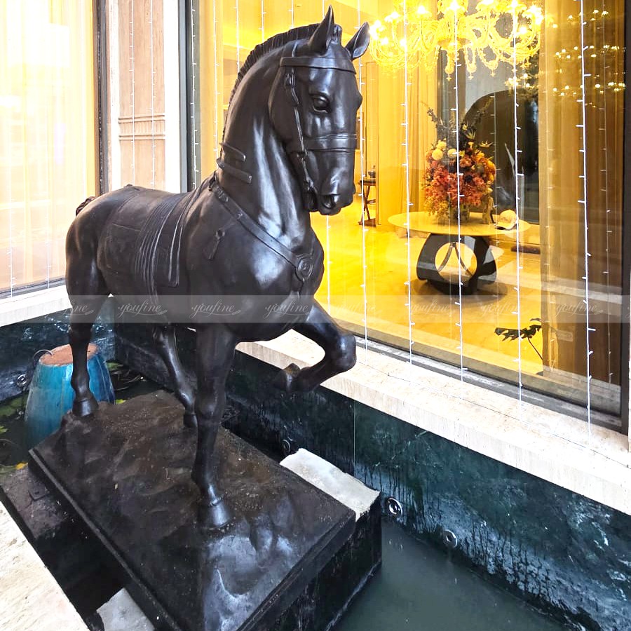 Bronze standing horse sculpture in the UAE