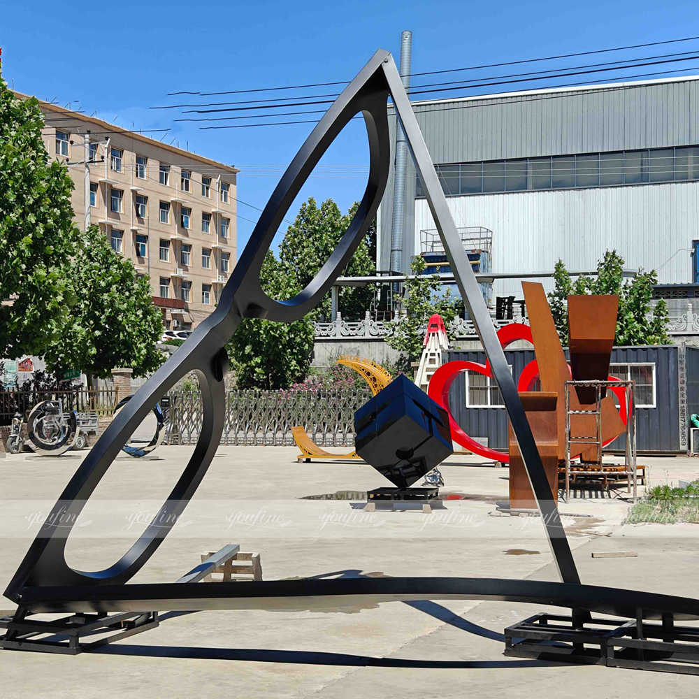 black glasses sculpture