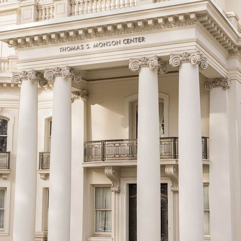 outdoor marble columns