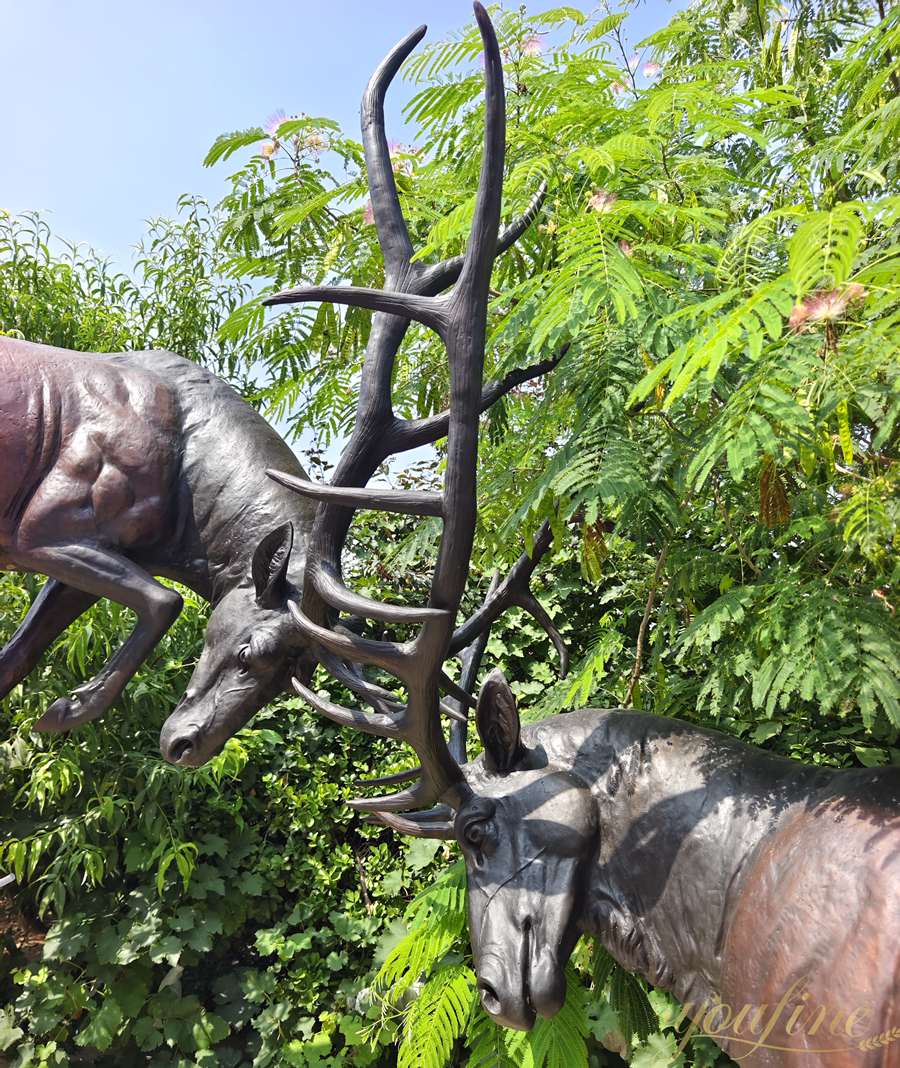 Top 4 Ferocious Elk Duel Sculptures