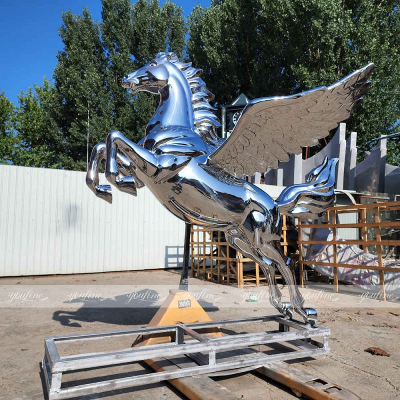 decorative Pegasus sculpture