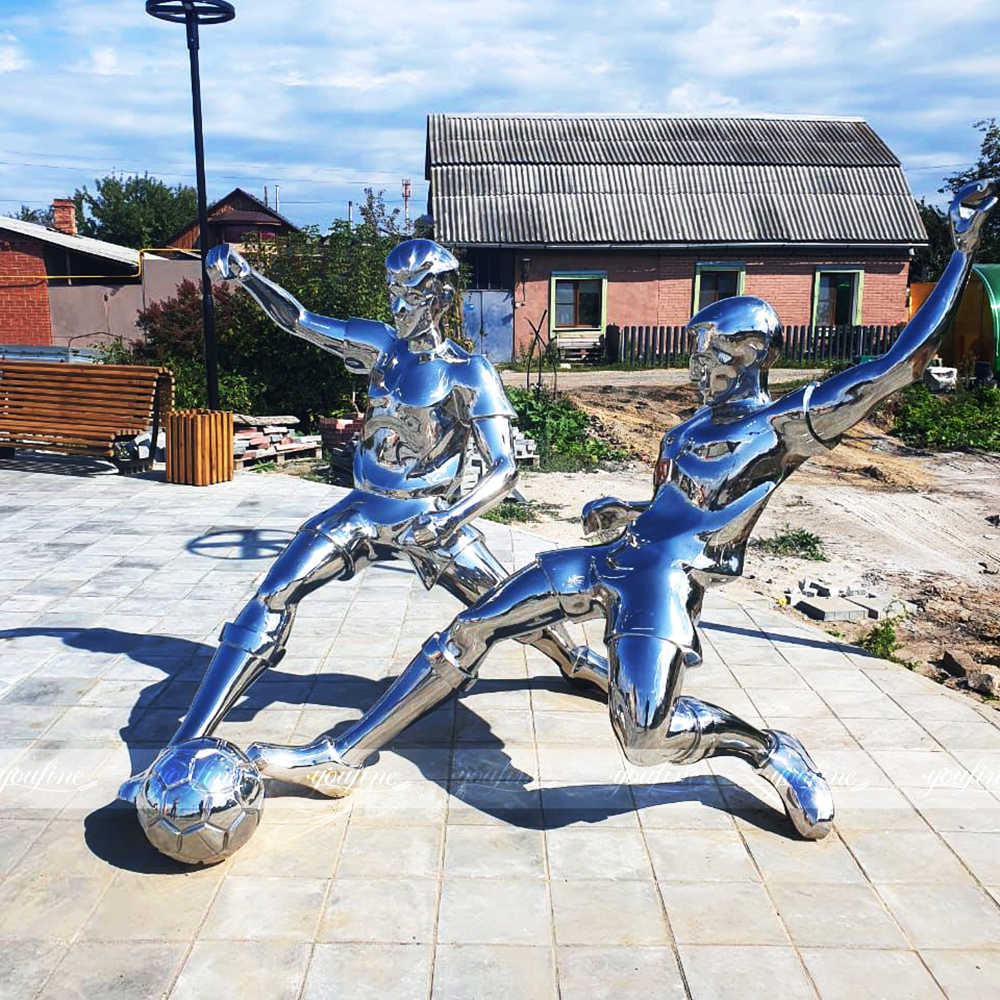 life size football player sculpture for Russian customer