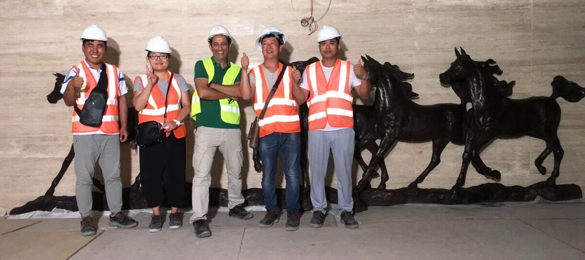 Dubai Frame bronze Horse statue and youfine installtion team