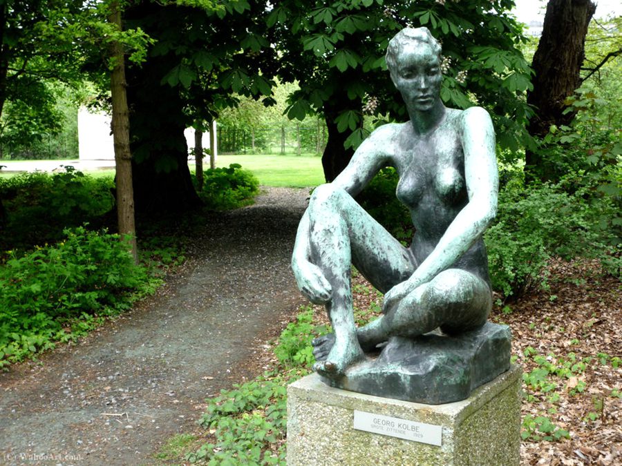 Top10 Georg Kolbe Grote zittende