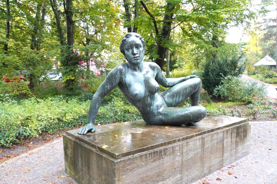berlin georg kolbe hain figur