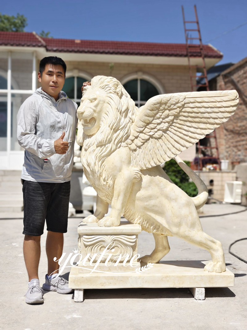 winged lion garden statue for Manor