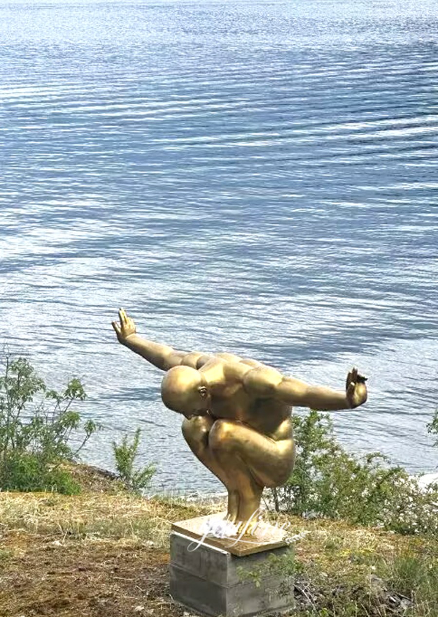 bronze diving sculpture