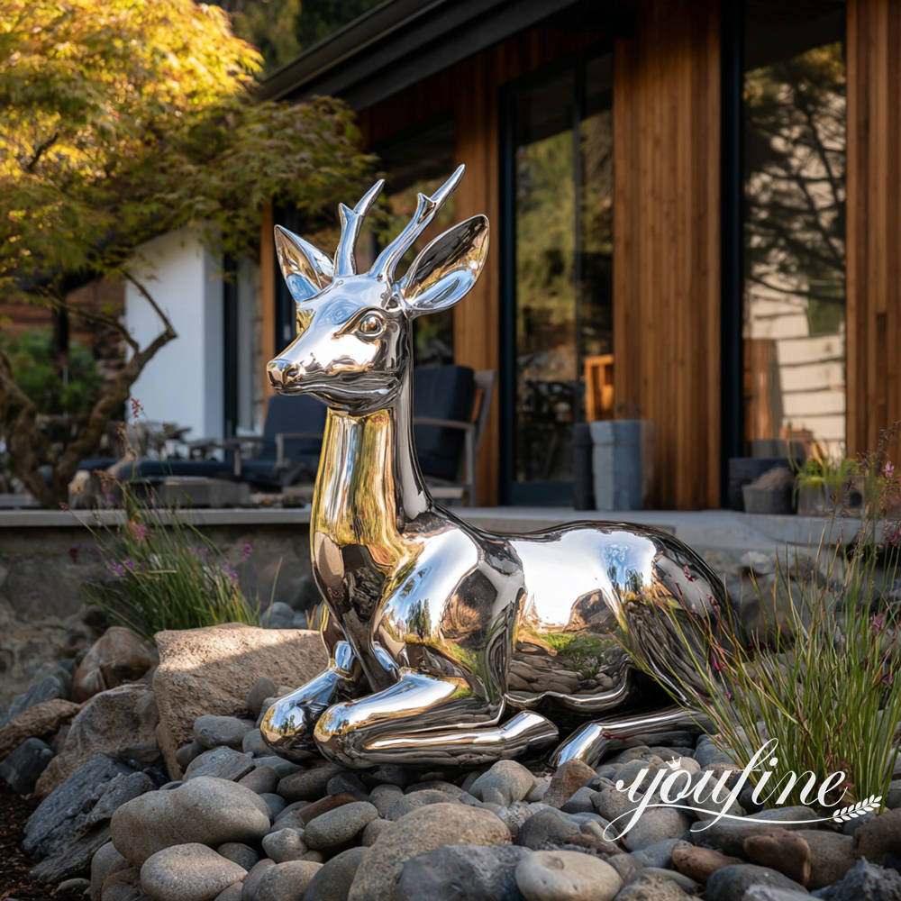 Forging vs Casting Stainless Steel Metal Sculptures: What’s the Difference?