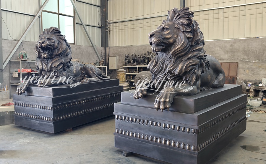 Large Lying lion statue