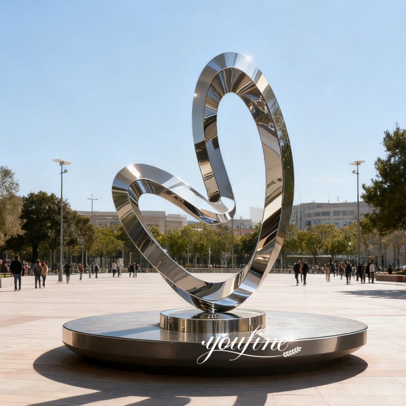 outdoor abstract sculpture