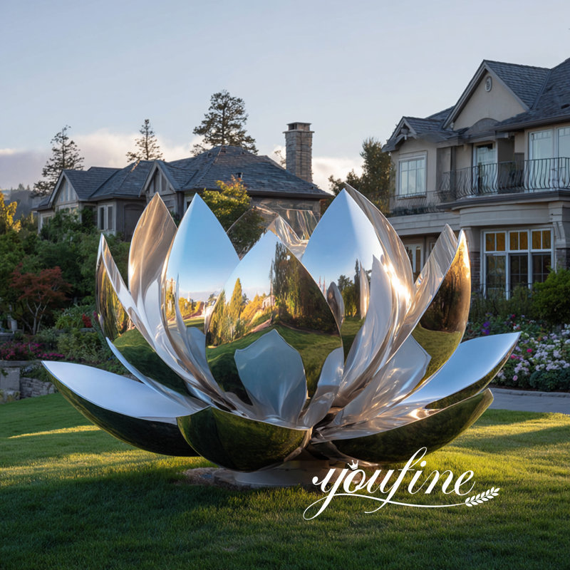 mirror polished lotus sculpture