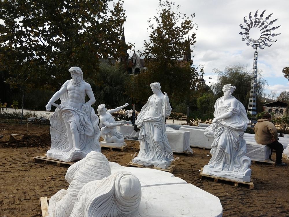 European Castle Trevi Fountain statue