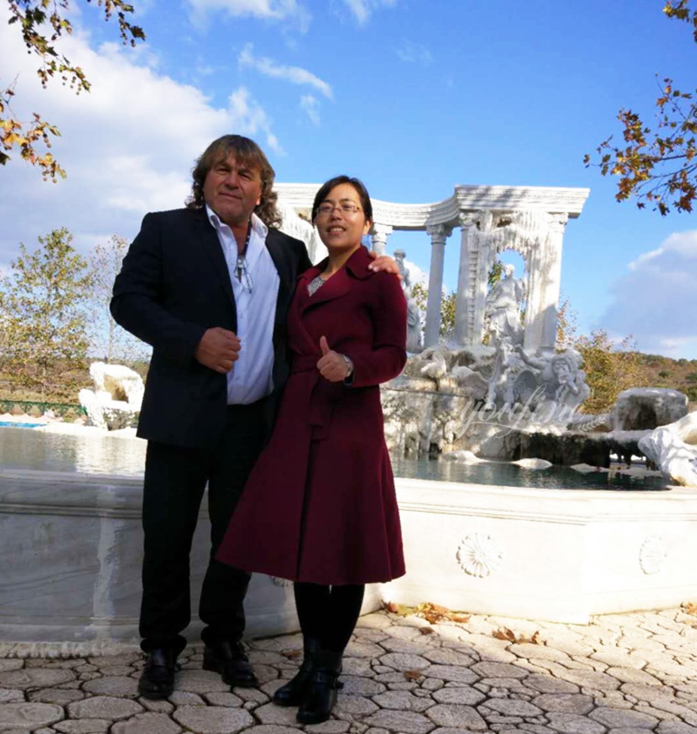 The castle owner and YouFine director Dora