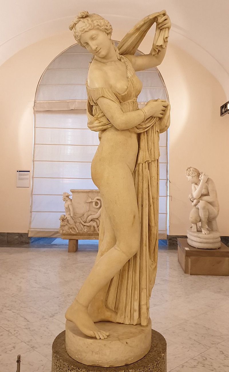 Venus Calipyge Sculpture