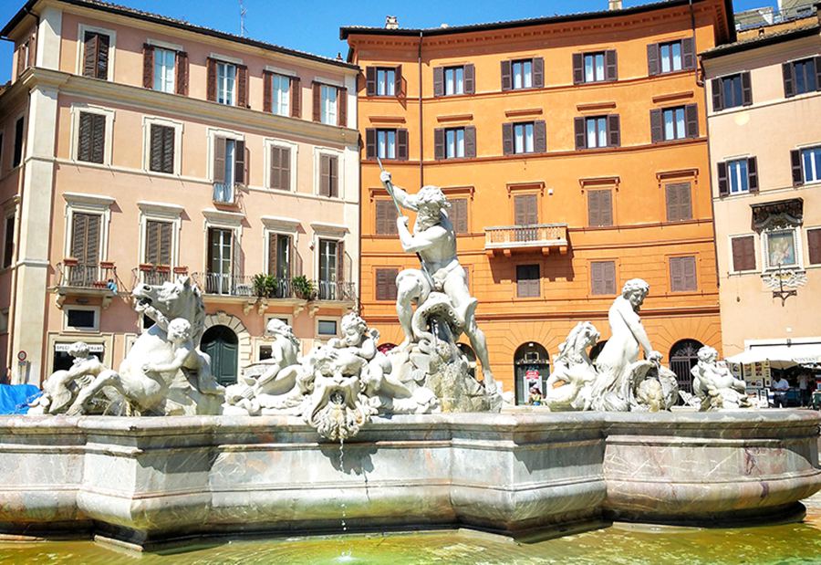rome neptune fountain