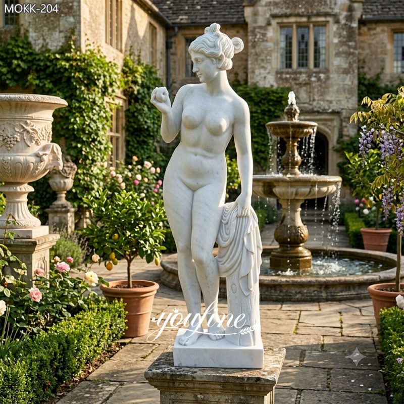 Statue Venus with Apple for Sale