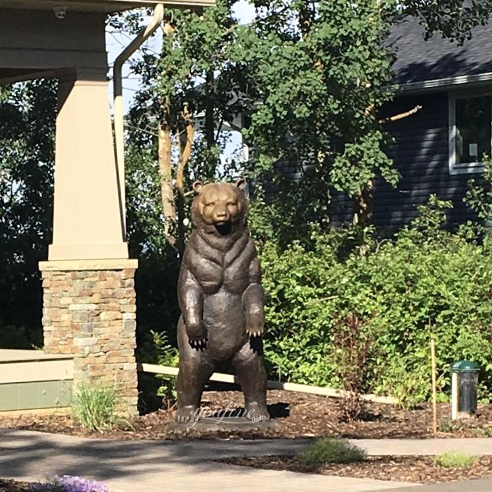 High Quality Bear Sculpture Standing in a Villa Courtyard