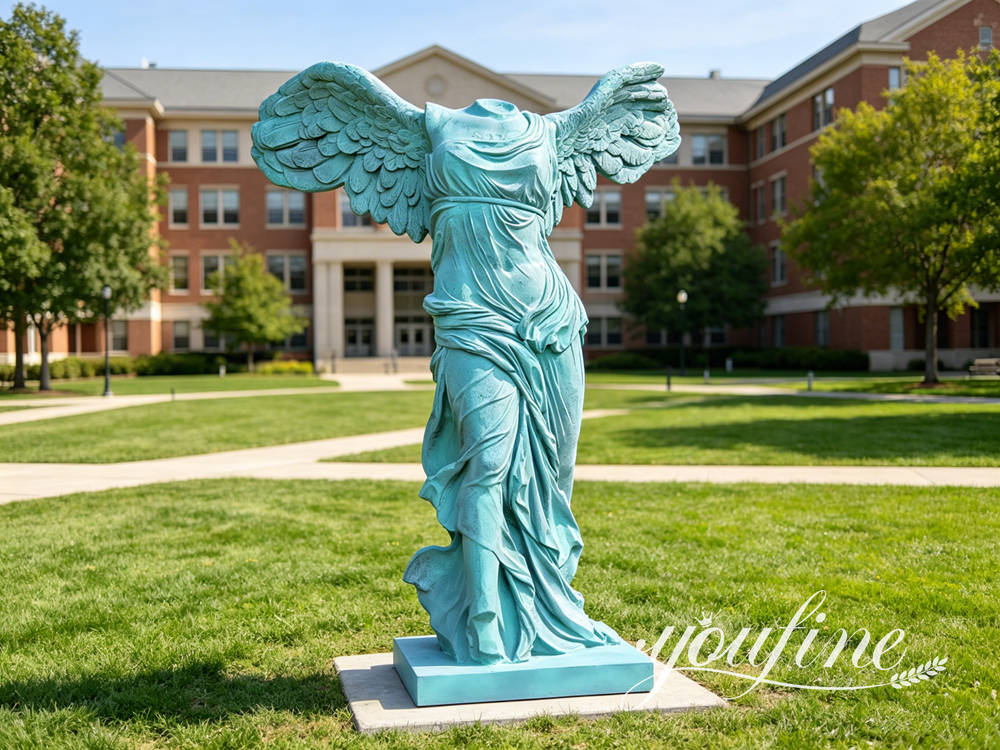What is Freestanding Sculpture?