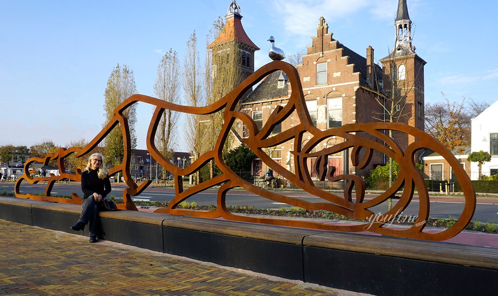 high quality Large Corten Steel Figurative and Stainless Steel Duck Sculptures