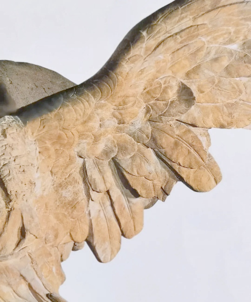 Winged Victory of Samothrace statue details