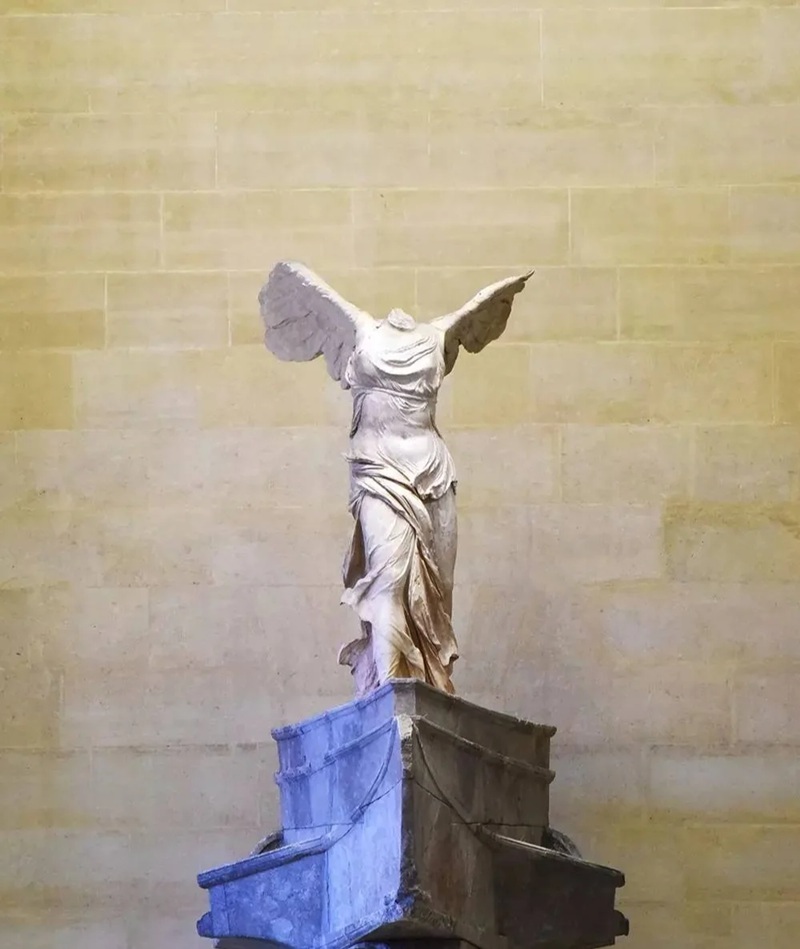 famous Winged Victory of Samothrace