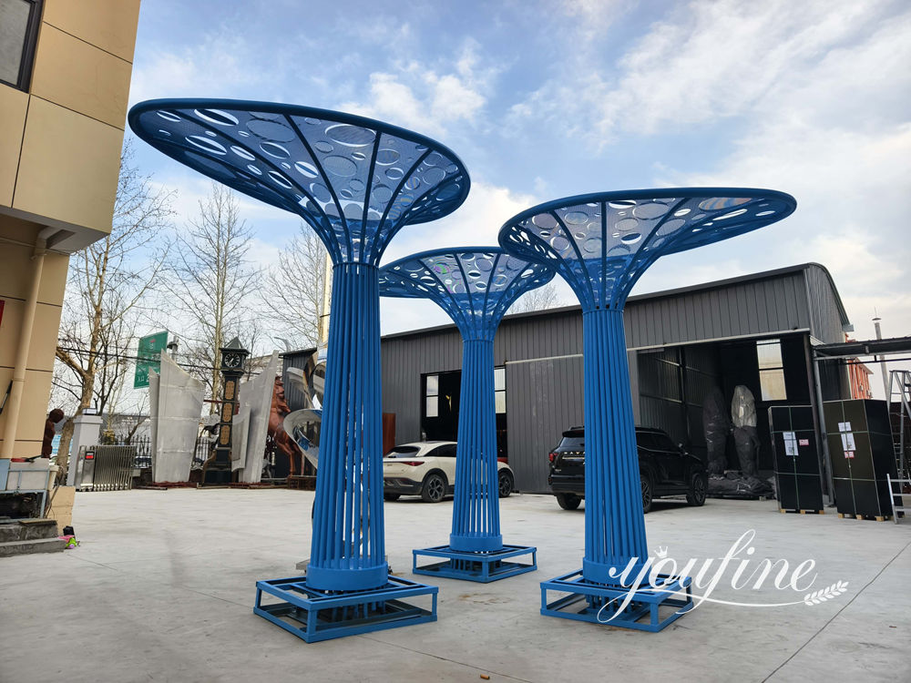 landmark tree sculpture