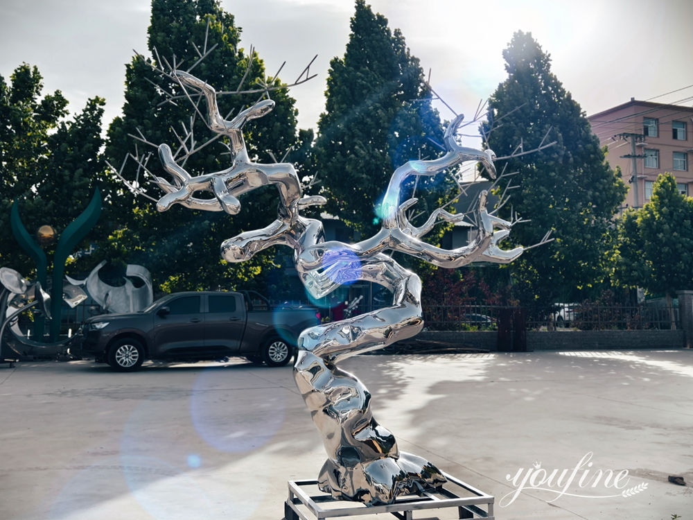 mirror polished details of stainless steel tree sculpture
