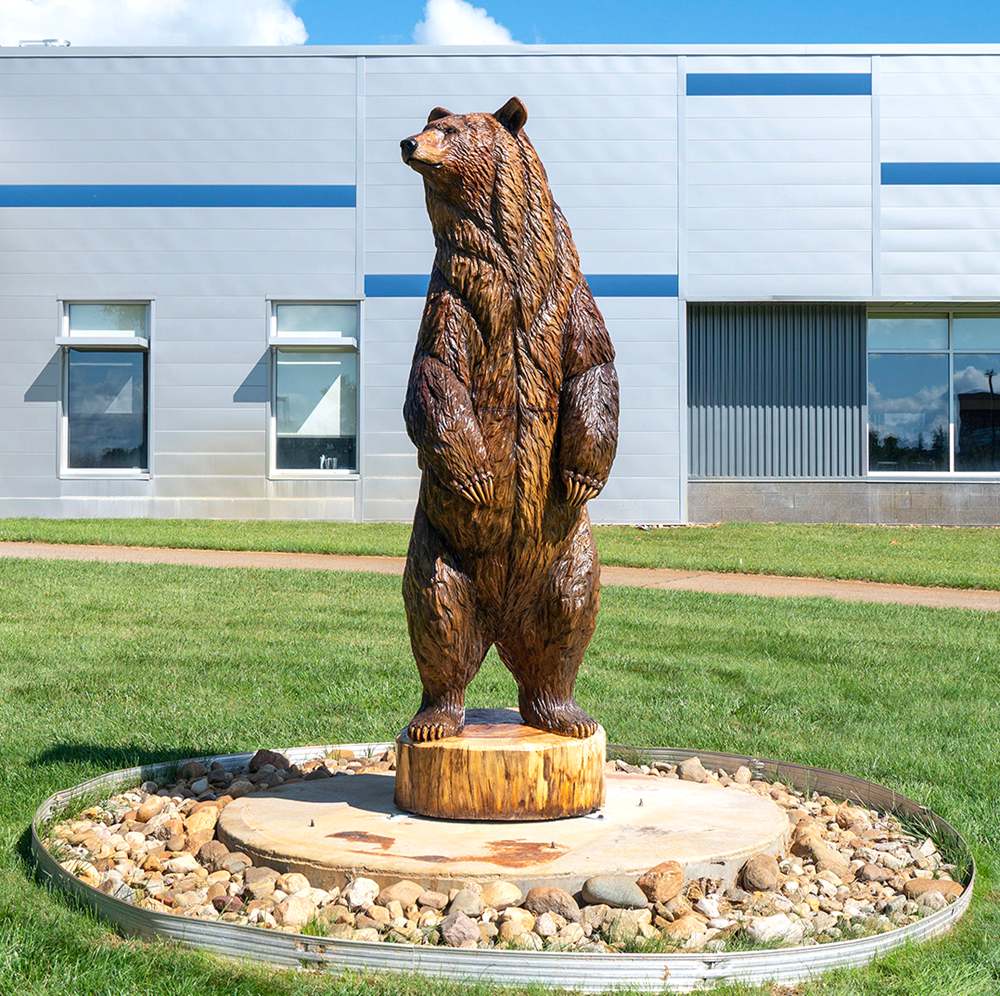 lifesize wood bear sculpture