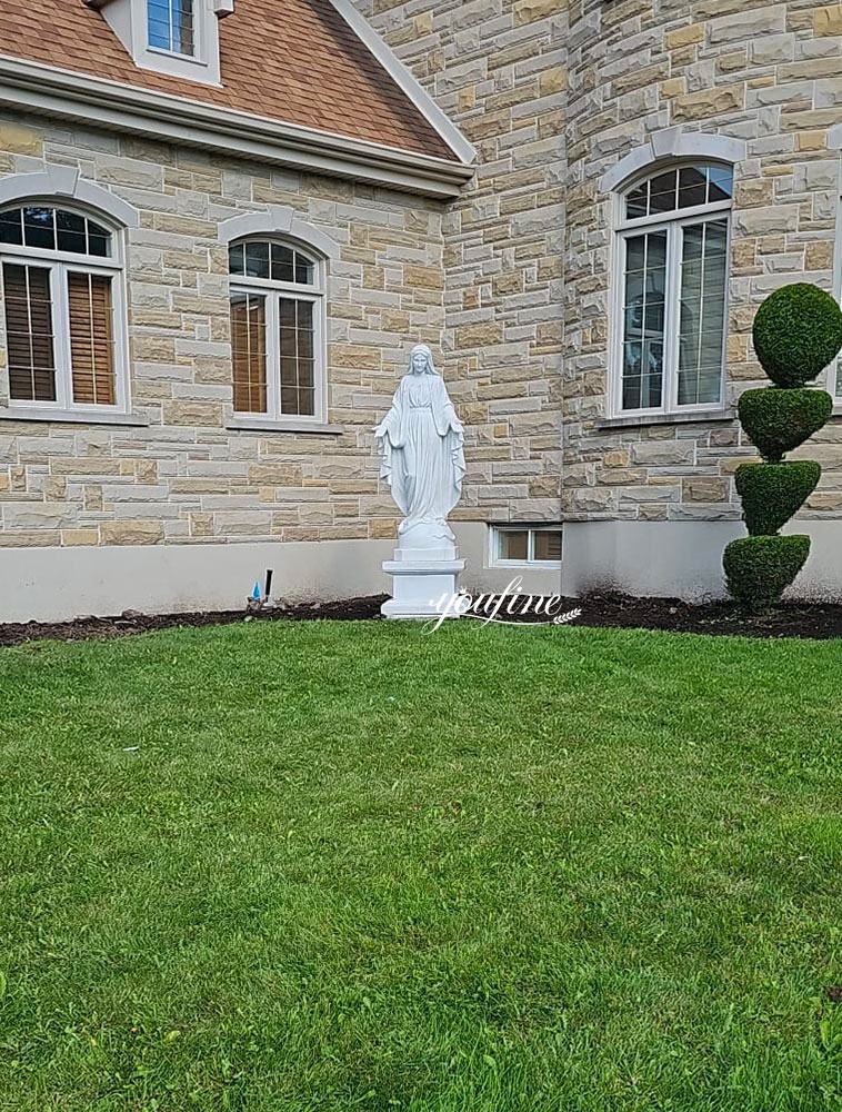 Canada, Large Virgin Mary Statue
