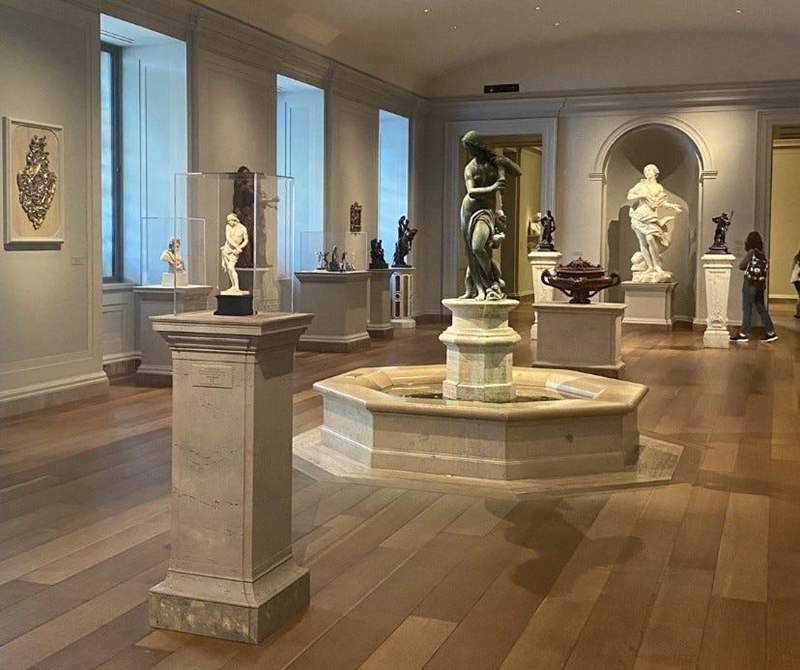 Galleries and Art Marketplaces