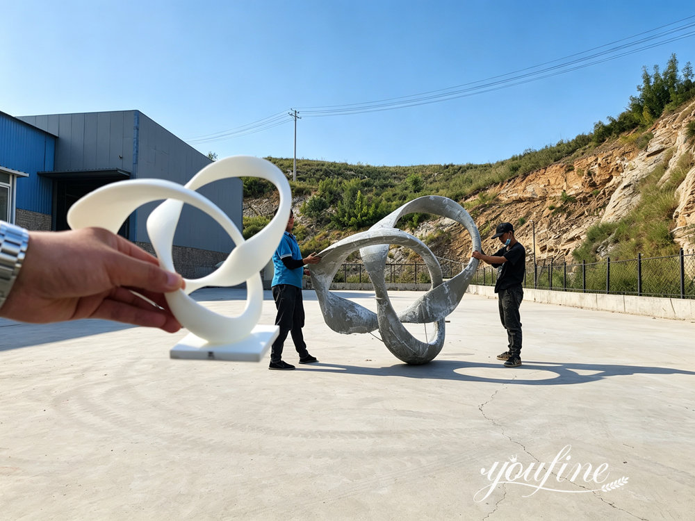Modelo 3D versus escultura finalizada